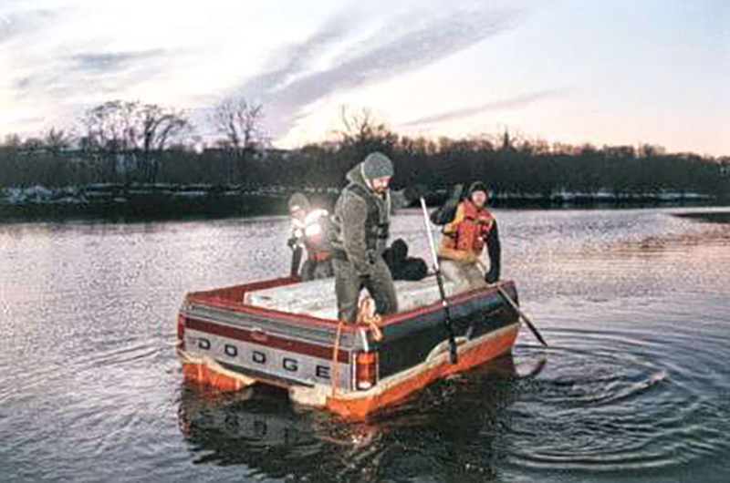 Homemade stand up pontoon fishing boat 